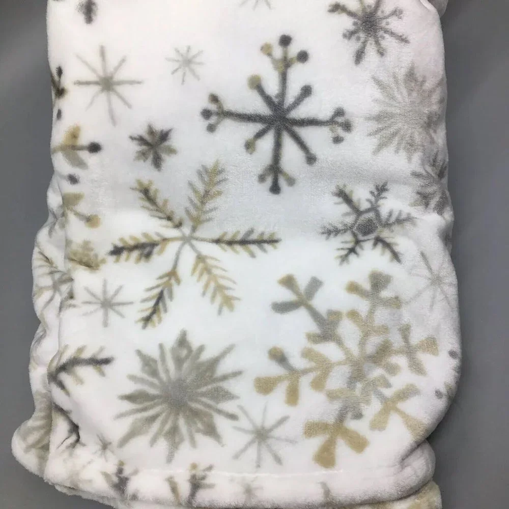 Envogue Falling Snowflakes Throw Blanket Microfleece Christmas Holiday Gray NEW